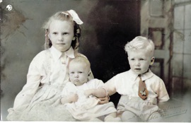 Wallis Photos/98_1_lindanormkeithgreen-colorized_2.jpg