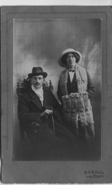 Wallis Photos/AgnesSister CharoletteWallis 001.jpg